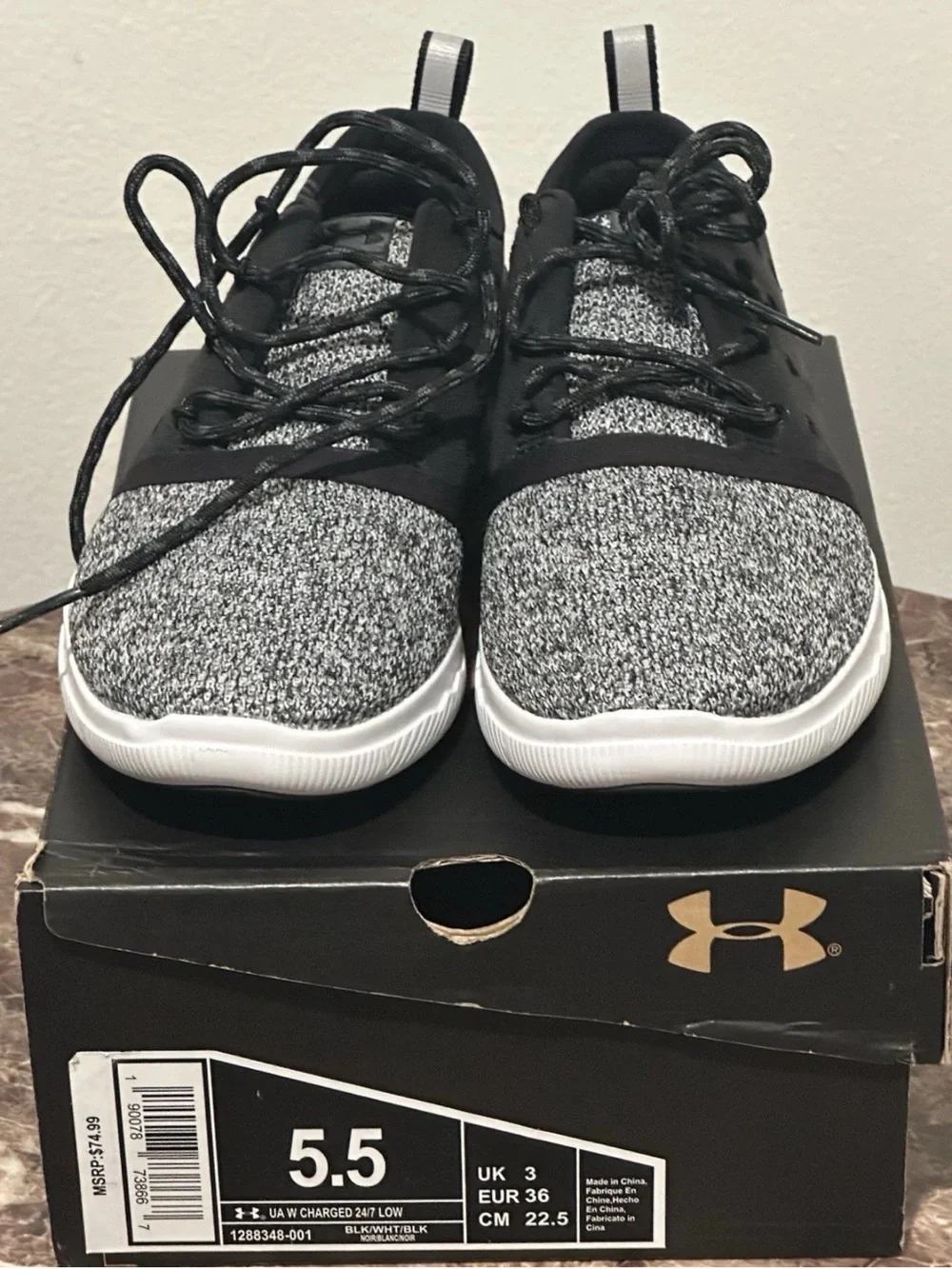 Under Armour Womens Charged Gray/Black Shoes Sneakers Sz 5.5
